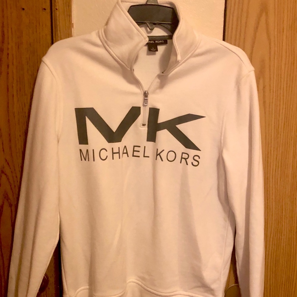 Michael kors sweater (Size small),(worn once)!🤍